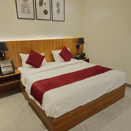Hotel Royal Orchid Aligarh Luaran gambar
